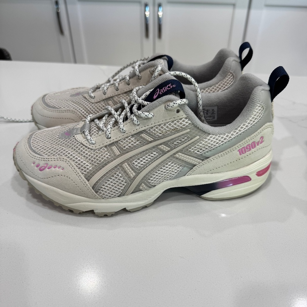 ASICS Oatmeal/Oster Grey Gel 1090v2